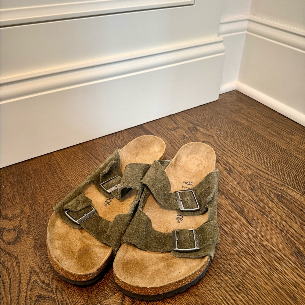 Men’s Birkenstock Forest Green Suede Sandals